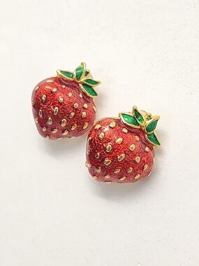 Vintage 1993 MFA Museum of Fine Arts Enamel Strawberry Clip-On Earrings